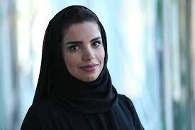  نورا المهيري 